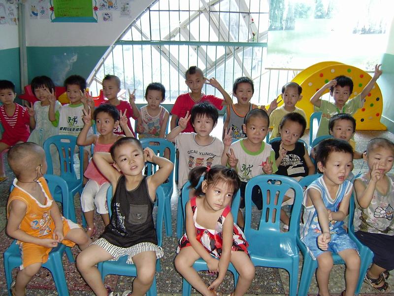 lovecarechina14.jpg